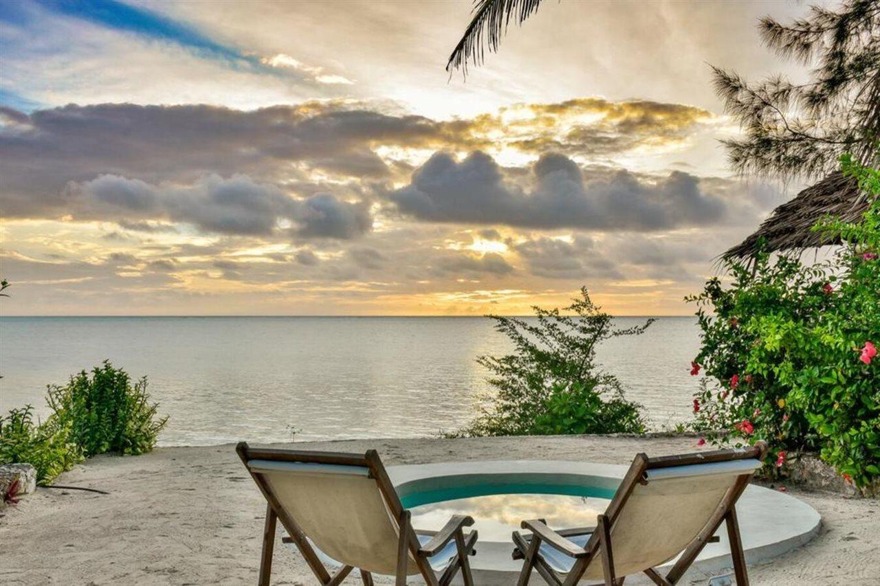 Zanbluu Beach Hotel كيوينجوا المظهر الخارجي الصورة