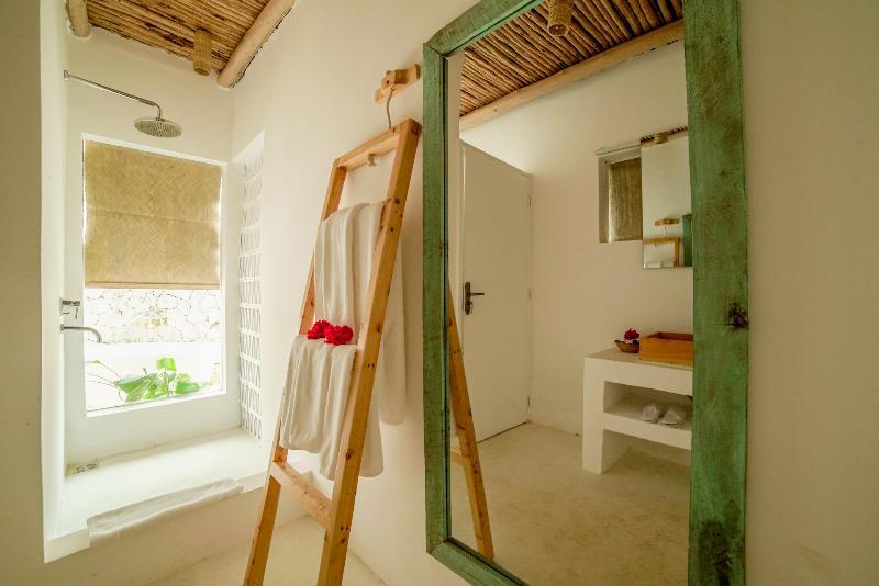 Zanbluu Beach Hotel كيوينجوا المظهر الخارجي الصورة